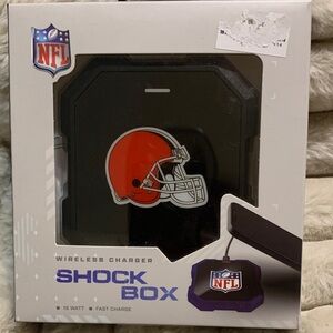NFL Cleveland Browns Wireless Charger Shock Box